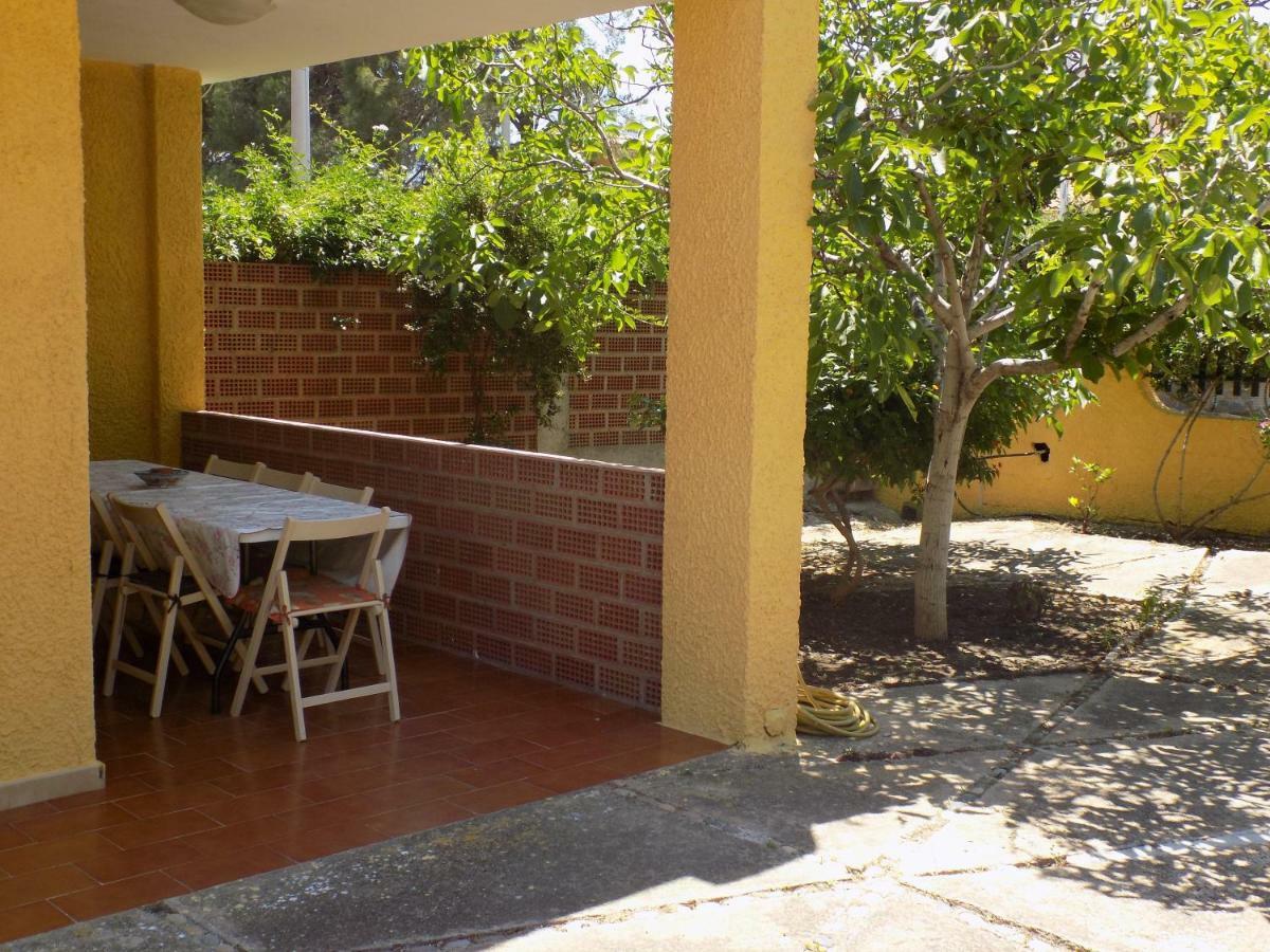 Casa Vacanze Gardenia Solanas  Ngoại thất bức ảnh